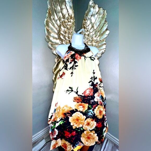 Gorgeous Bloomsbury Dress - Picture 1 of 16